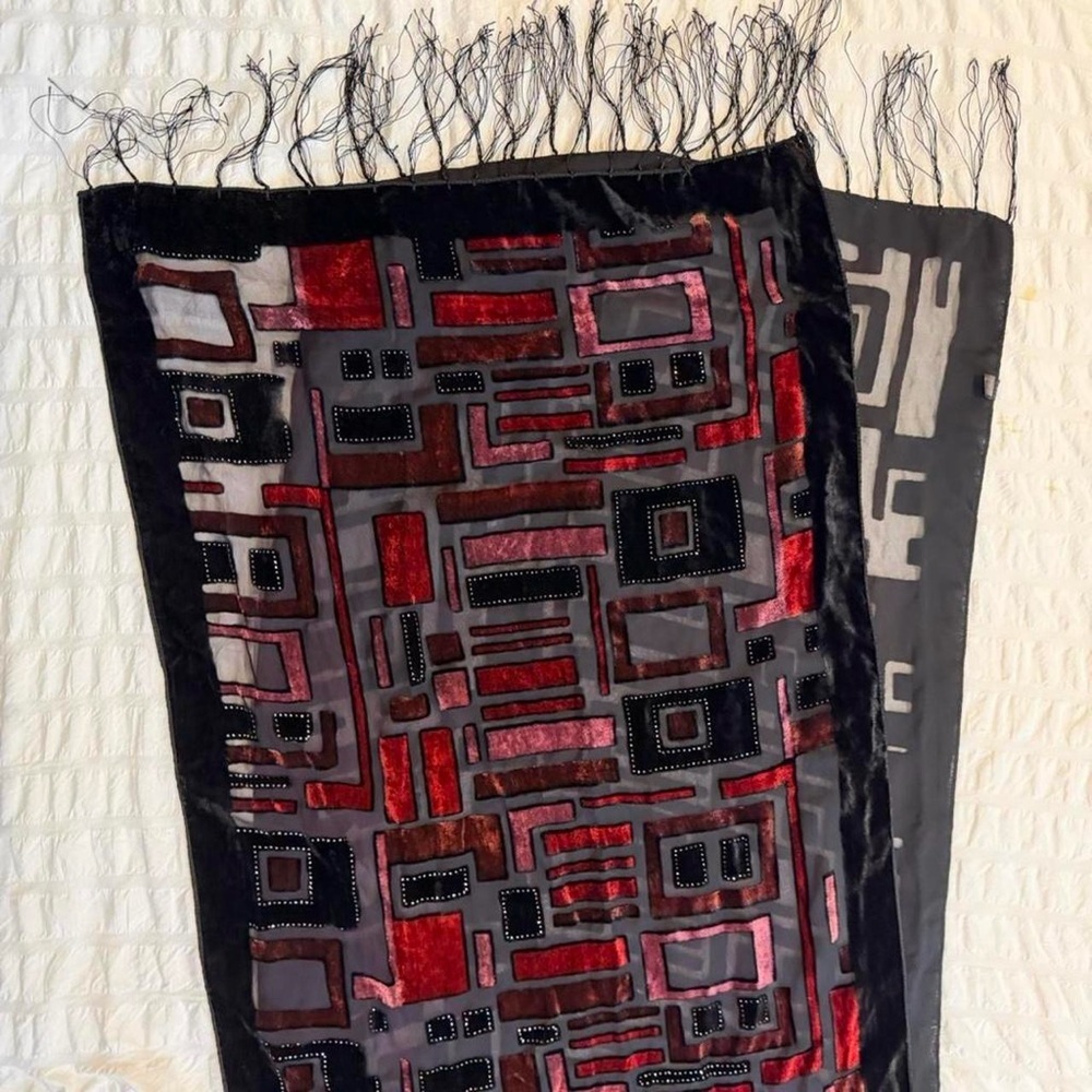 Geometric Patterned Scarf with Fringe